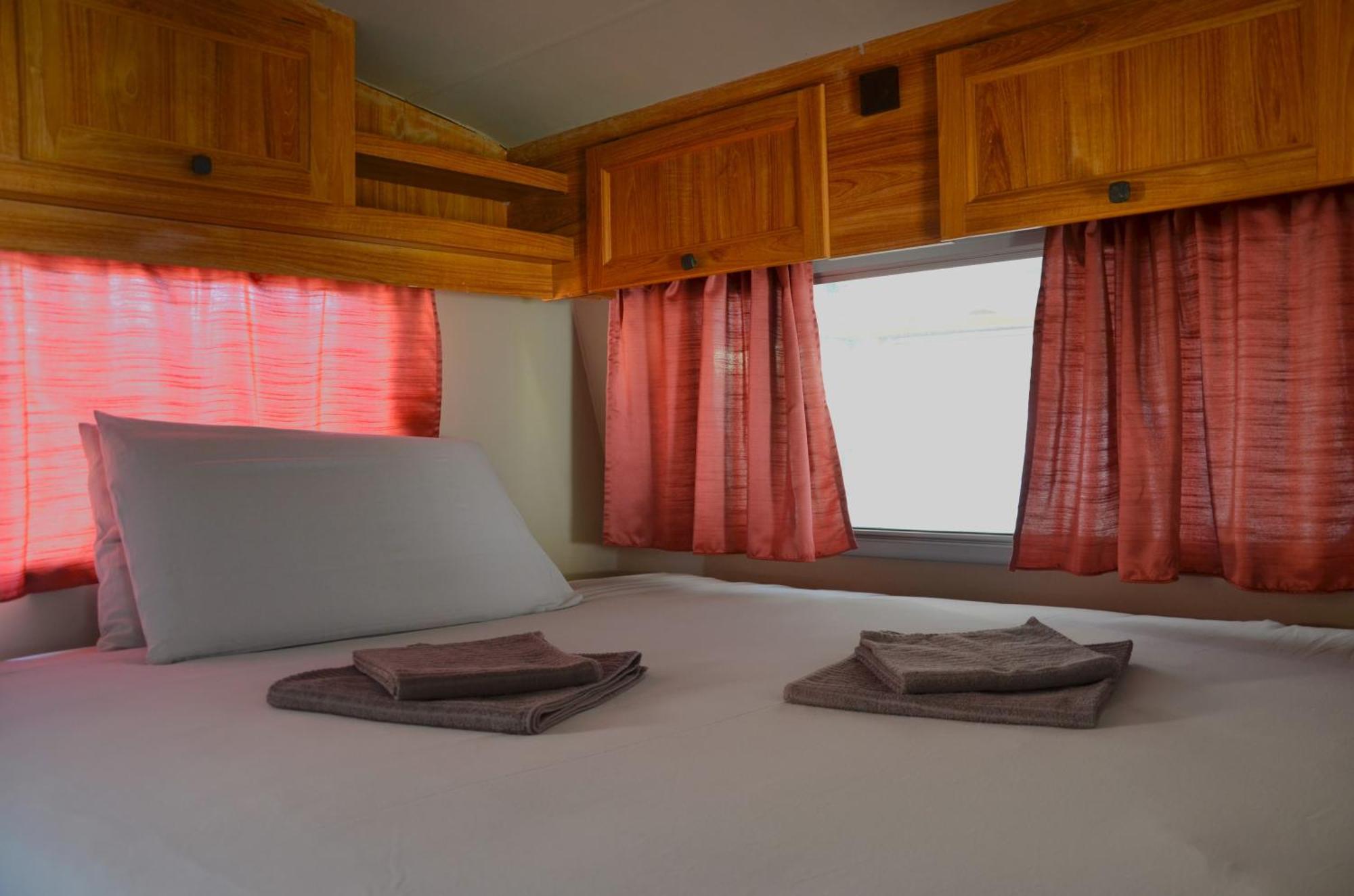 Camping Italia 90 Caravans 多马索 外观 照片